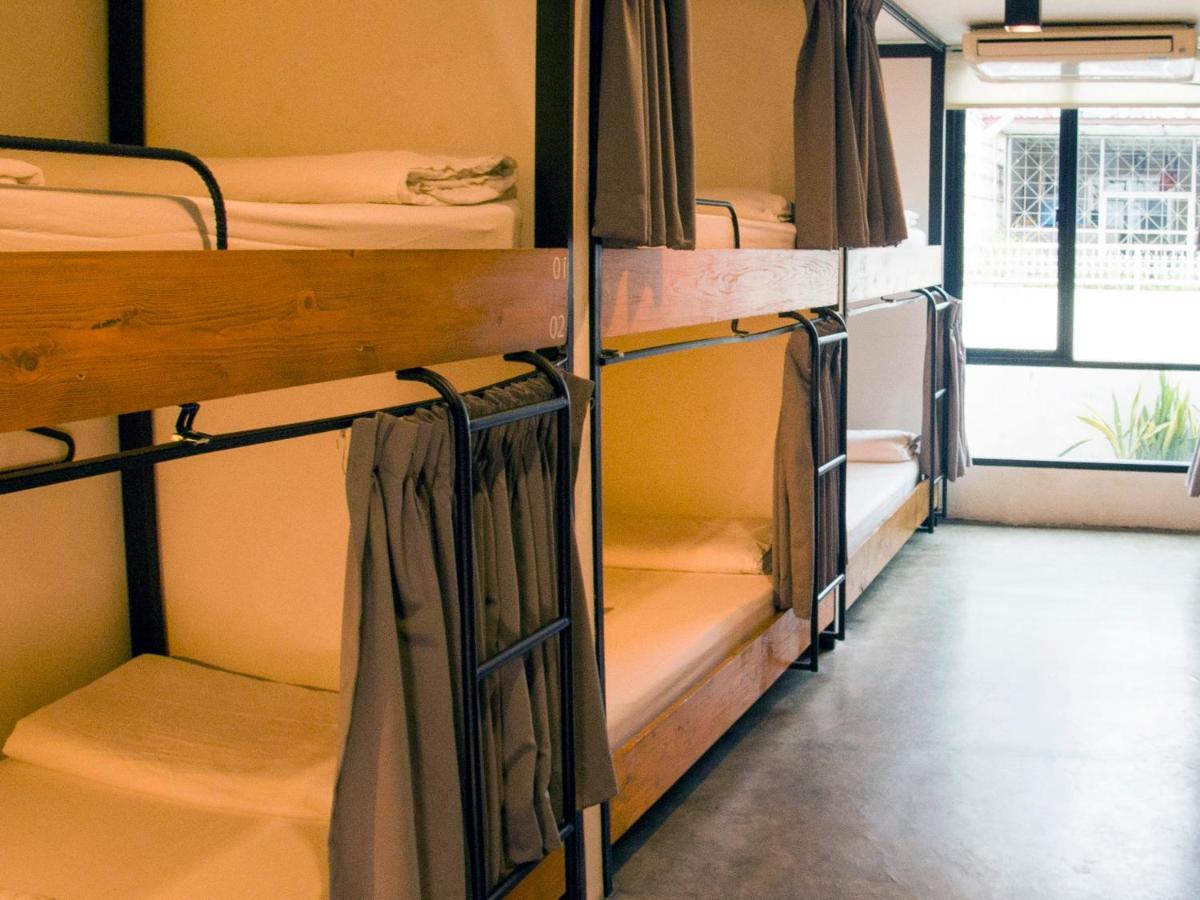 Holy Sheet Hostel Bangkok Eksteriør bilde